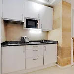 Pick A Flat\'S Apartment In Bastille - Rue Amelot