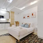 Pick A Flat\'S Apartment In Bastille - Rue Amelot